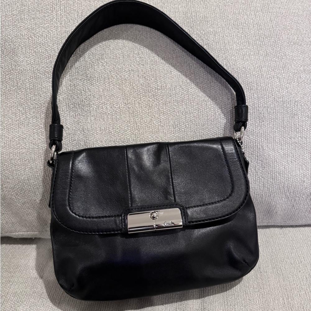 VINTAGE Coach leather mini shoulder bag